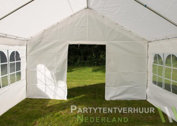 Partytent 4x4 meter binnenkant met deur open - Partytentverhuur Dordrecht